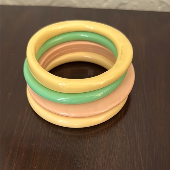 Jewelry - LOT FOUR VINTAGE PASTEL FLYING SAUCER LUCITE BANGLE BRACELETS MID-CENTURY